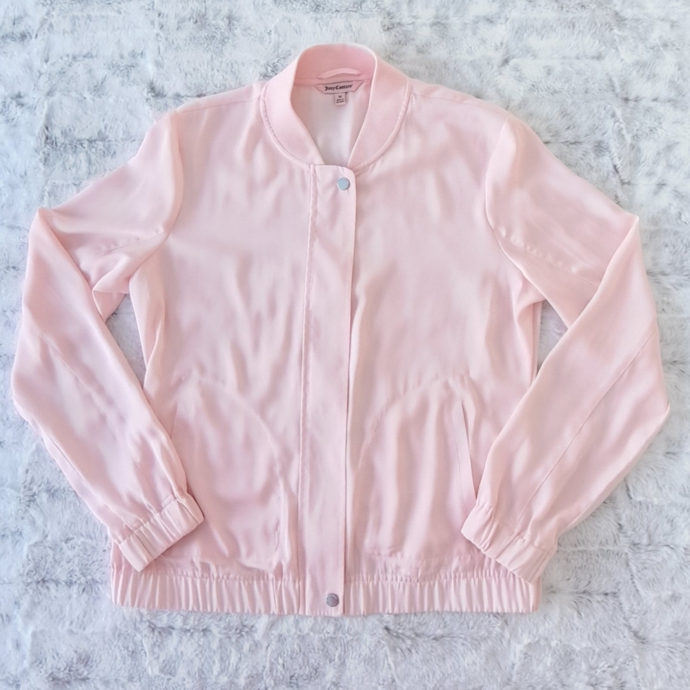 Juicy Couture pink lightweight zip jacket. Size M.